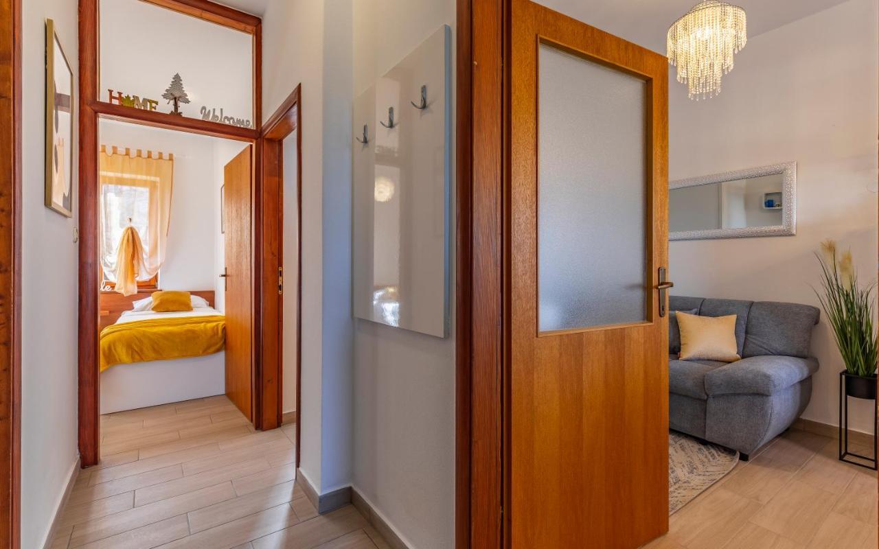فيلا Sweet House With Free Parking بولا المظهر الخارجي الصورة
